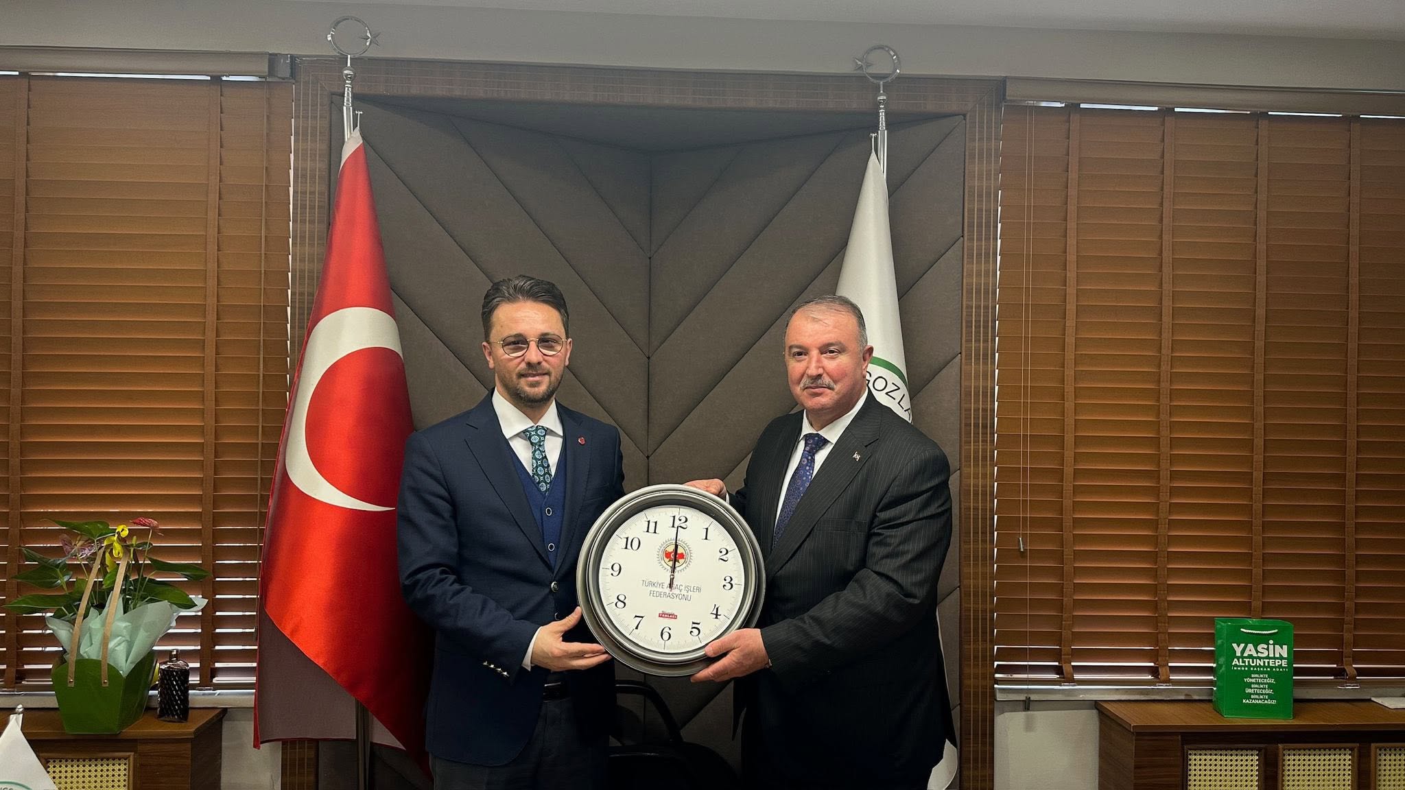 Türkiye Ağaç İşleri Federasyonu Genel Başkanı Sayın Hüseyin Taklacı ve Yönetimi Odamızda