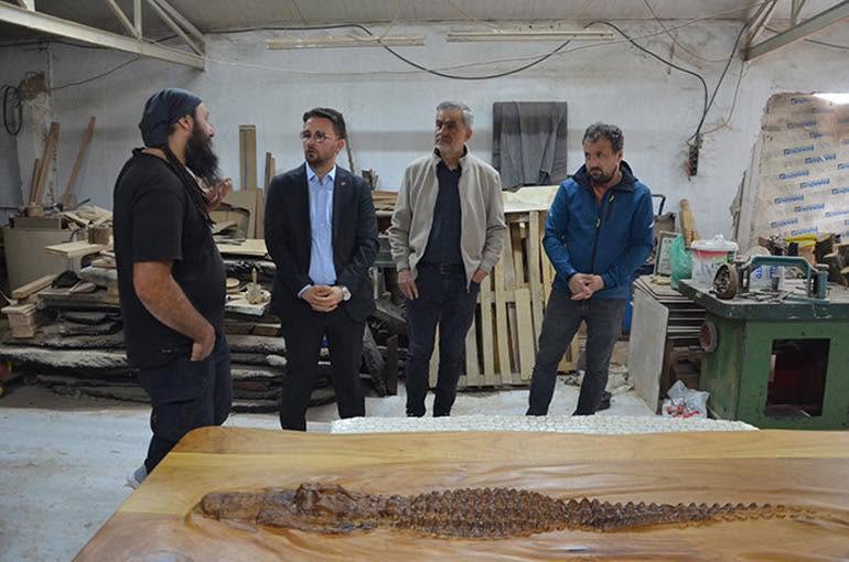 İnegöl’de Ahşap Sanata Dönüşüyor