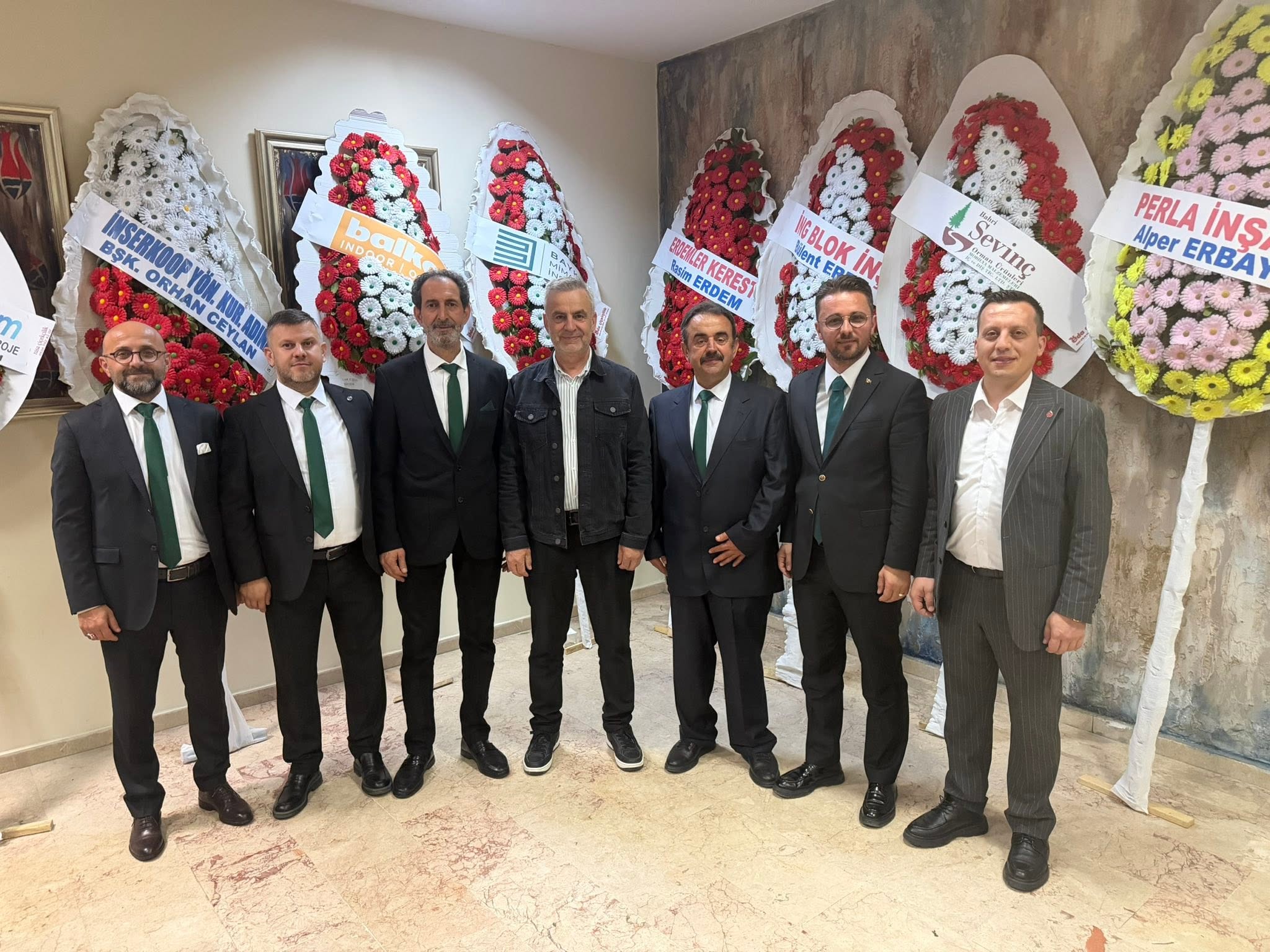 Kafkasspor’un Yeni Yönetimini Tebrik Ediyoruz
